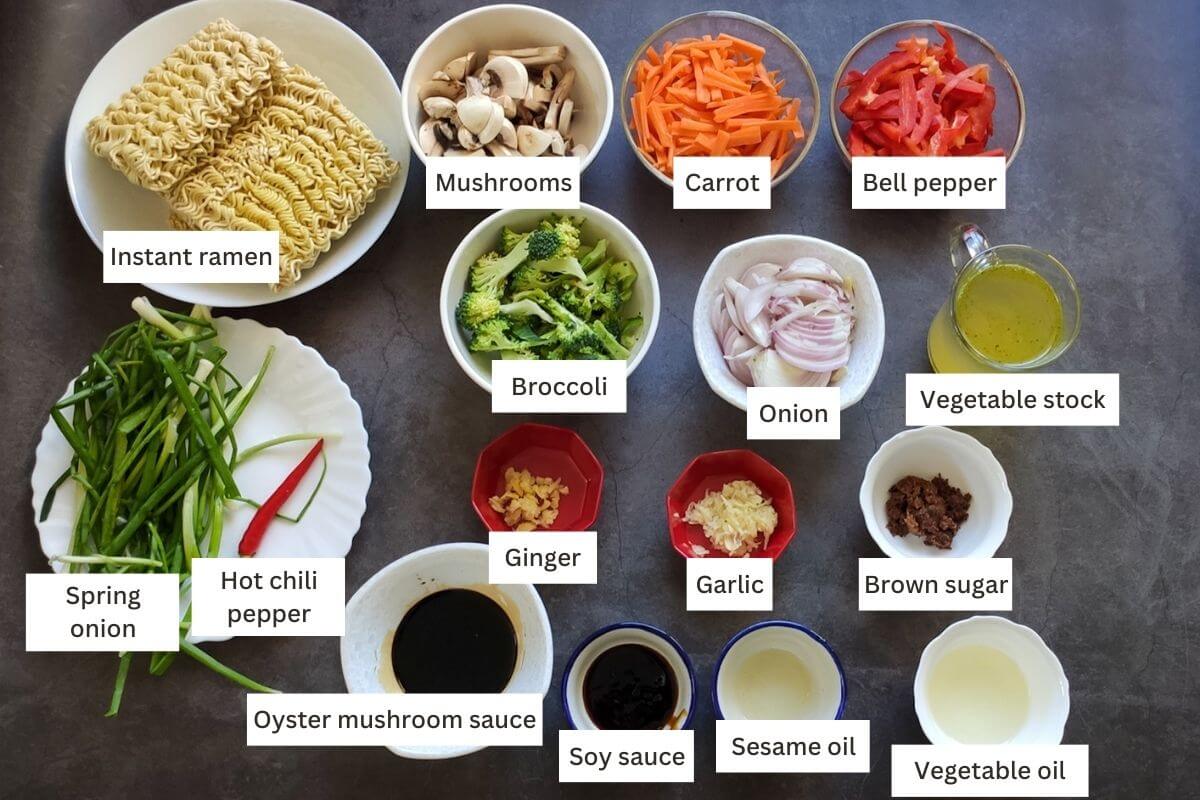 Ingredients for vegetarian instant ramen