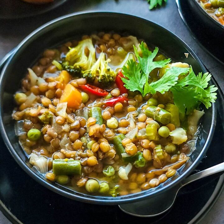 Vegetable lentil soup