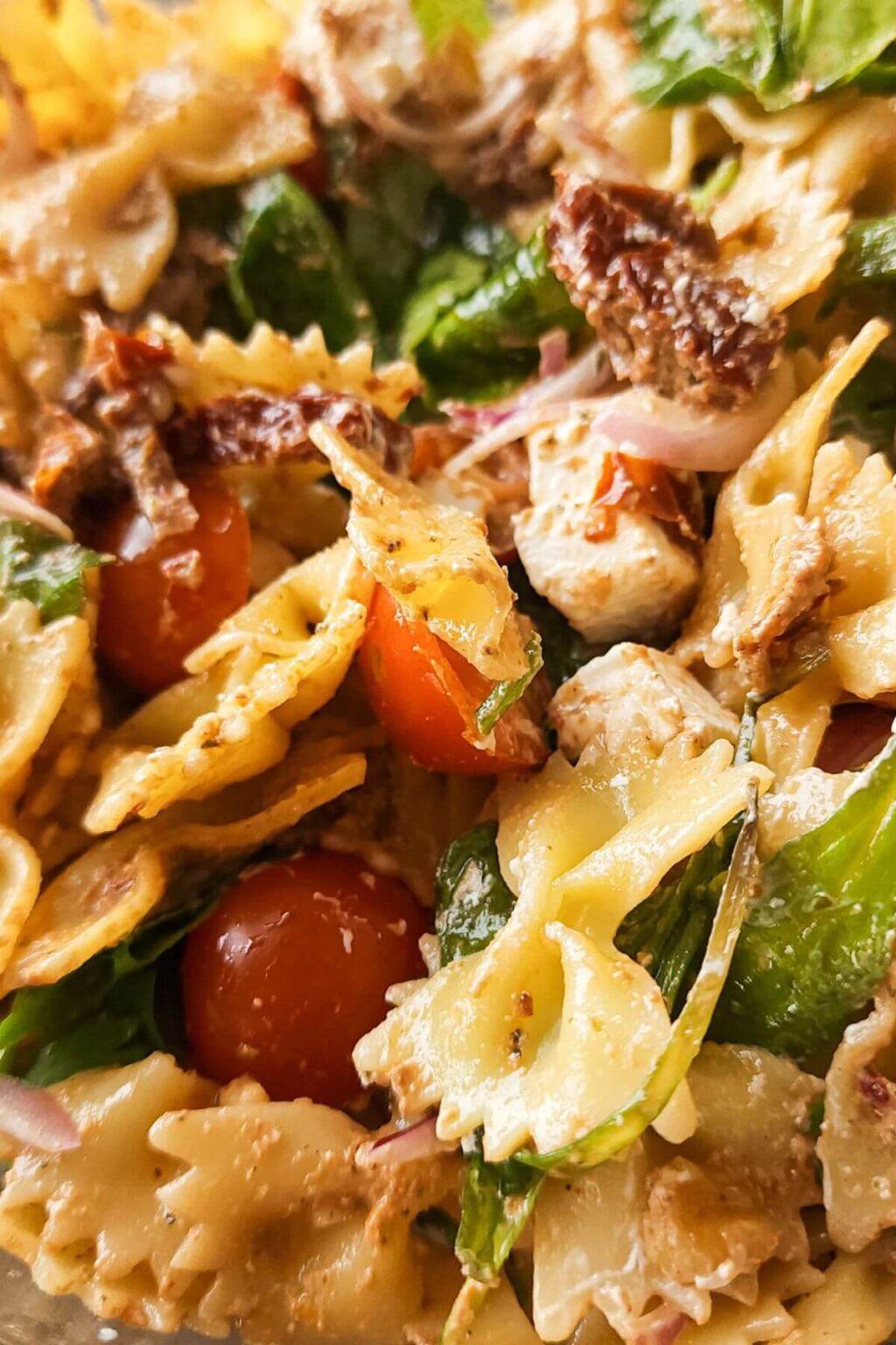 Sundried tomato pasta salad