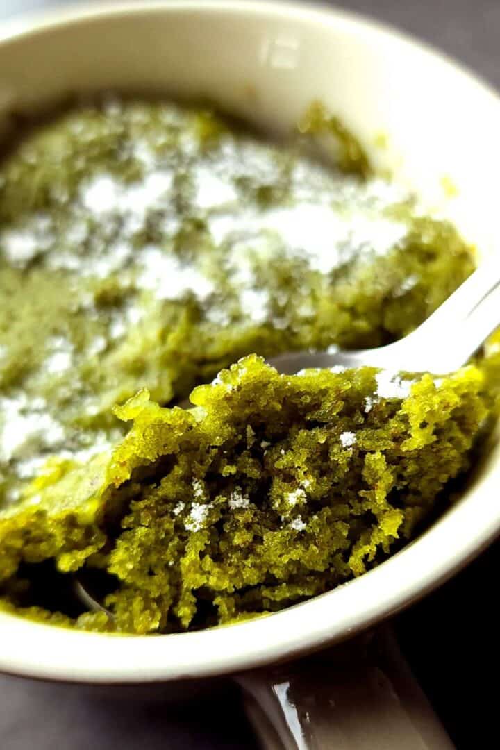 Matcha mug cake