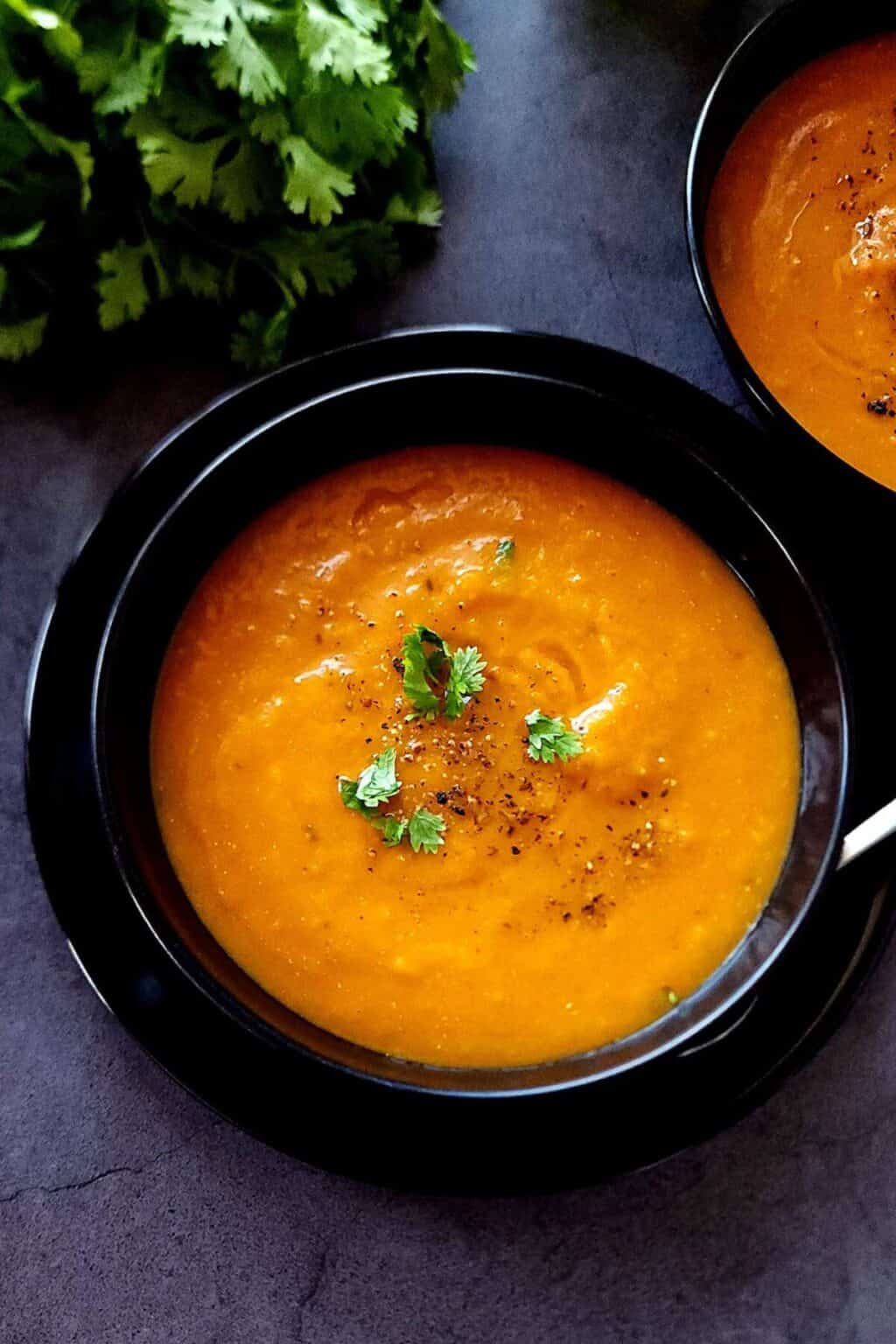 Roasted butternut squash and red pepper soup Greenbowl2soul
